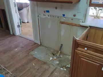 Post-Leak Cleanup & Debris Removal project documentation photo 150